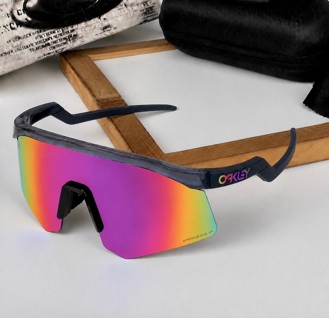 HYDRA Sports Edition (Black-Trans Red) UV-400 Protection - Image 2