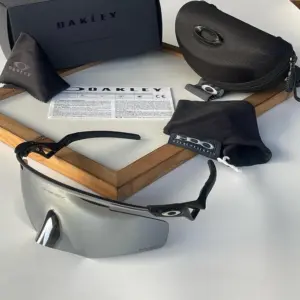 KATO Sports Edition (Black-Silver) UV- 400 Protection